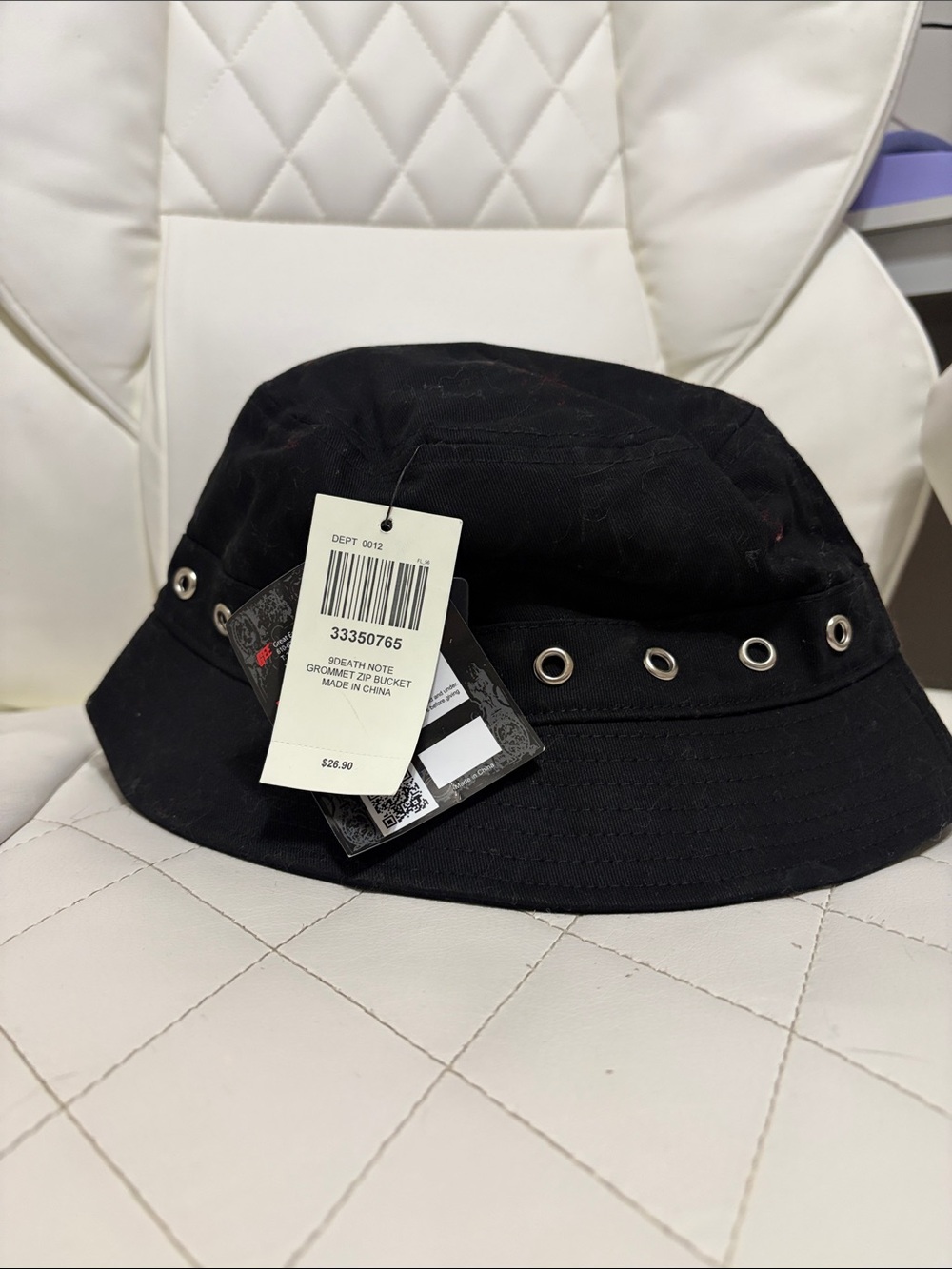 Hot Topic Black & Red Death Note Ryuk Buckle Detail Bucket Hat - Picture 2 of 2